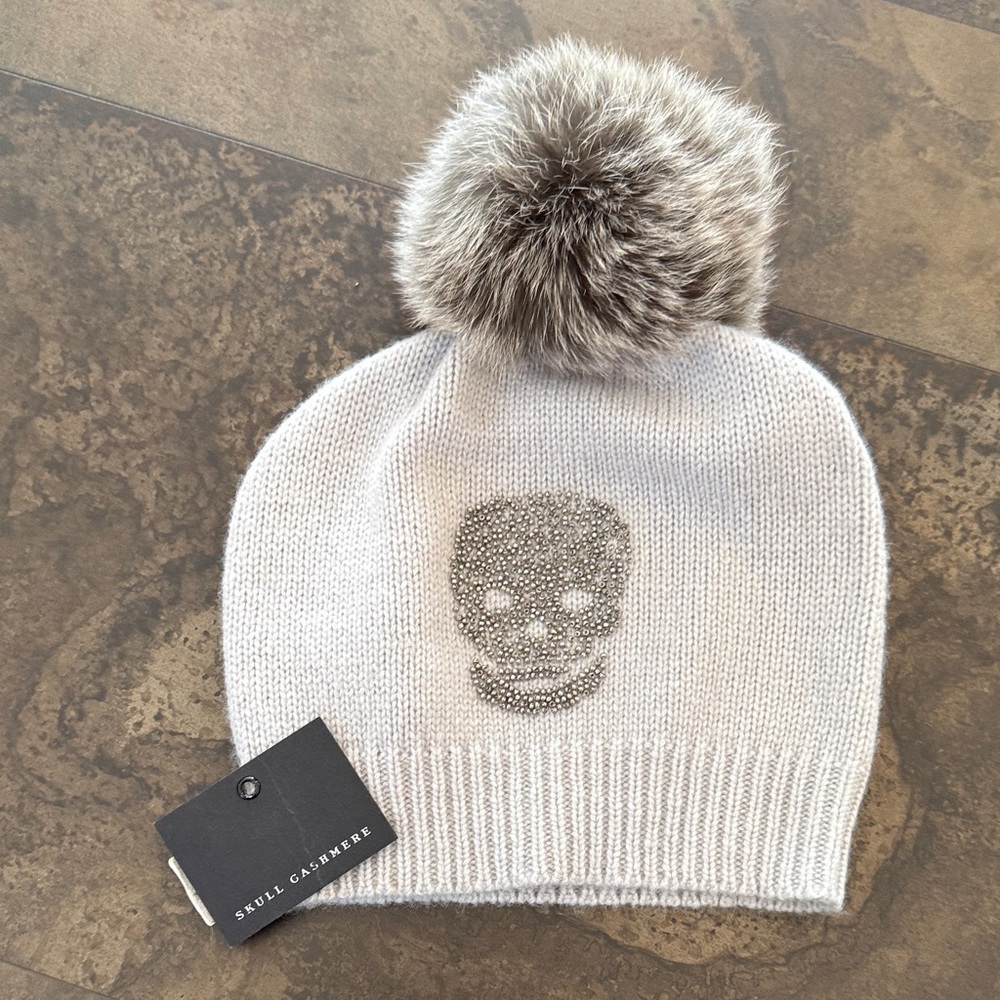 Skull Cashmere Light Gray Beanie with Pom Pom